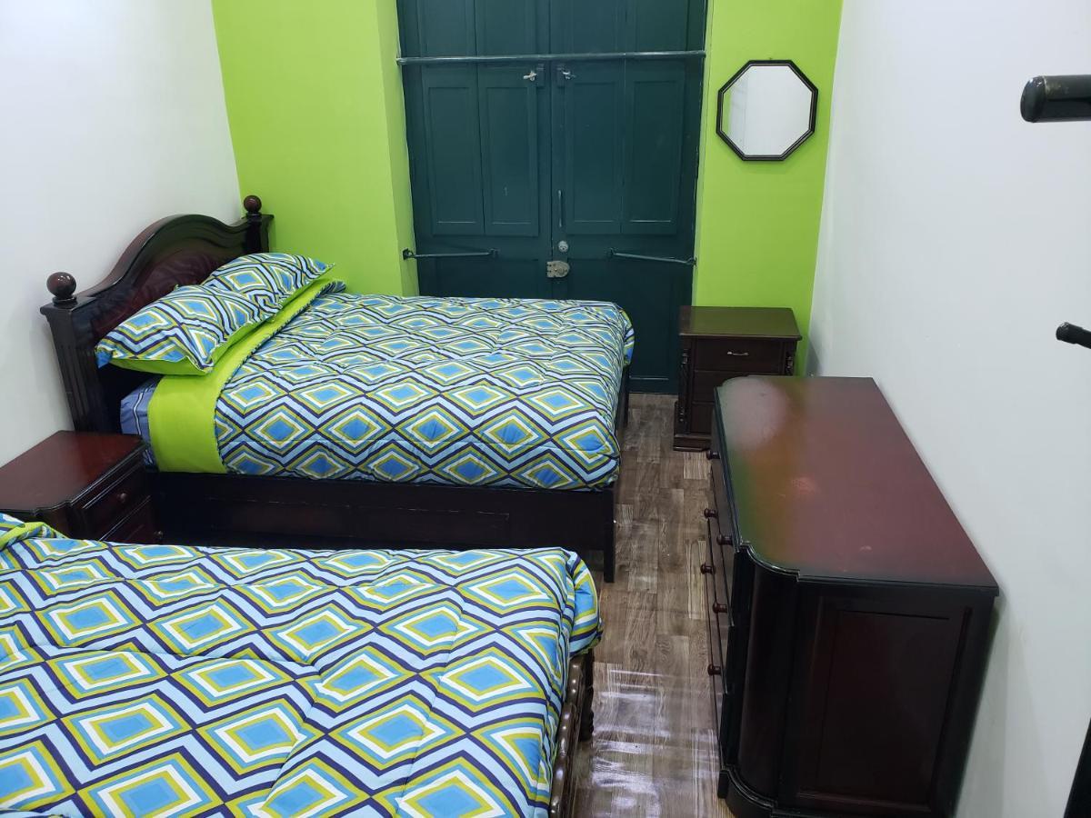 Saint Peter'S Llama Hostal La Paz Ngoại thất bức ảnh