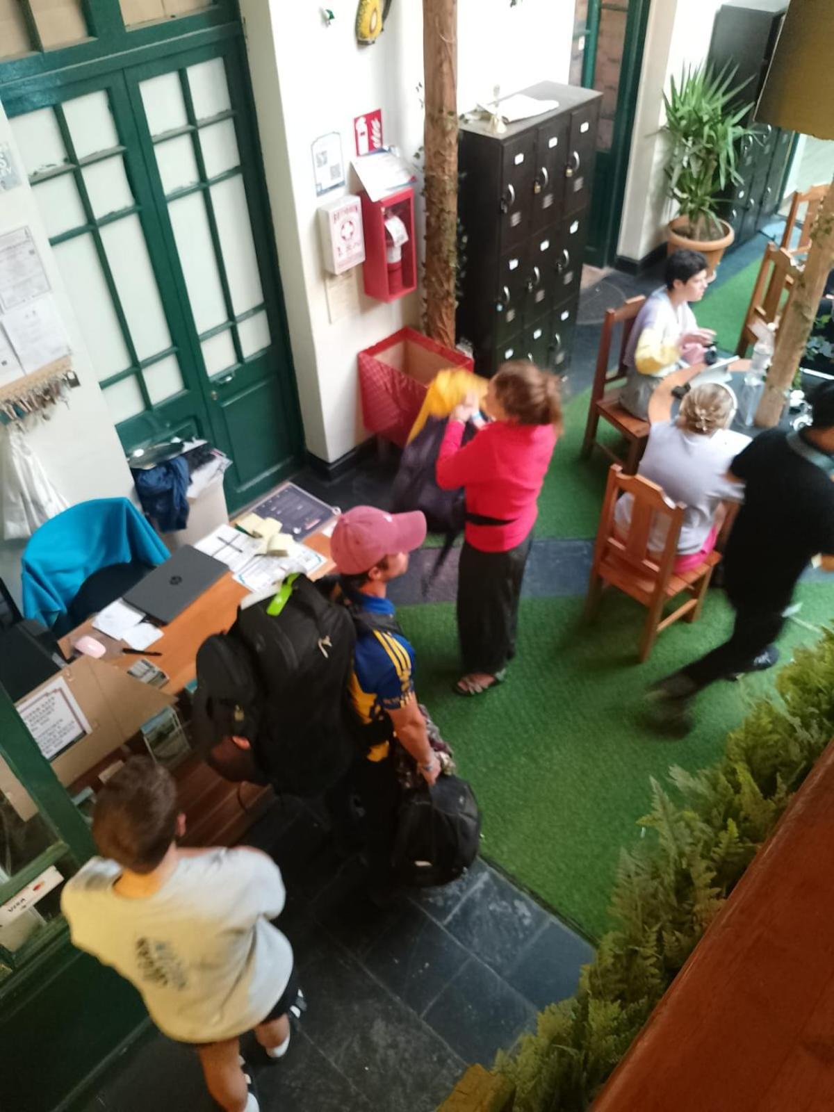 Saint Peter'S Llama Hostal La Paz Ngoại thất bức ảnh