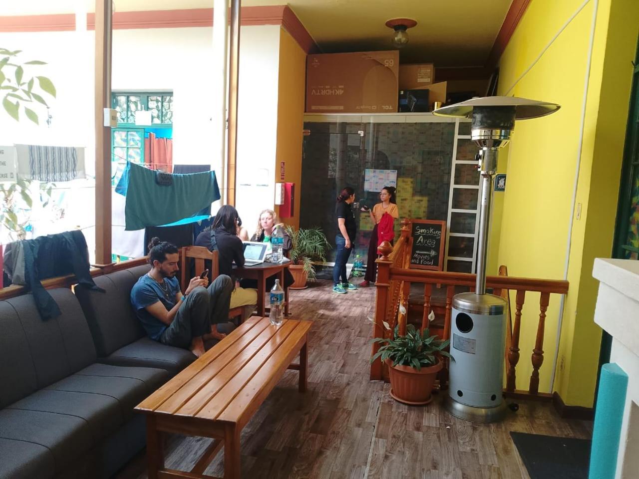 Saint Peter'S Llama Hostal La Paz Ngoại thất bức ảnh